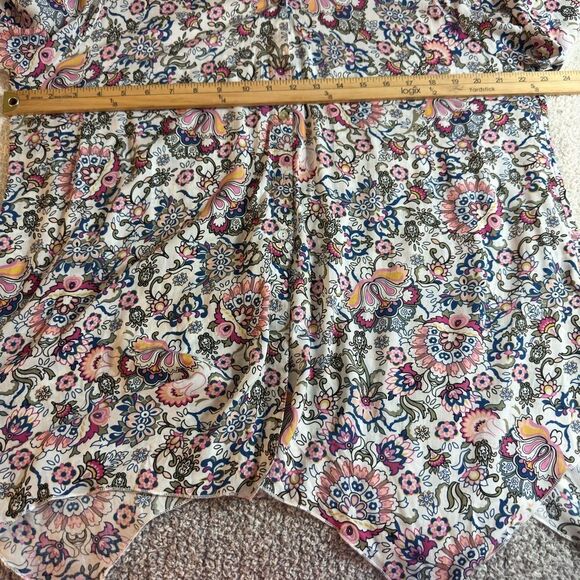Grand and Greene Top womens Sz XL Blouse button up floral asymmetrical Boho New - Picture 7 of 13